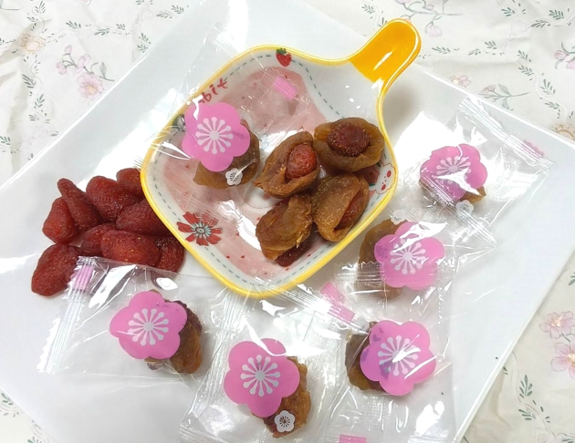 日式梅肉夾草莓(單顆包裝)150G 1